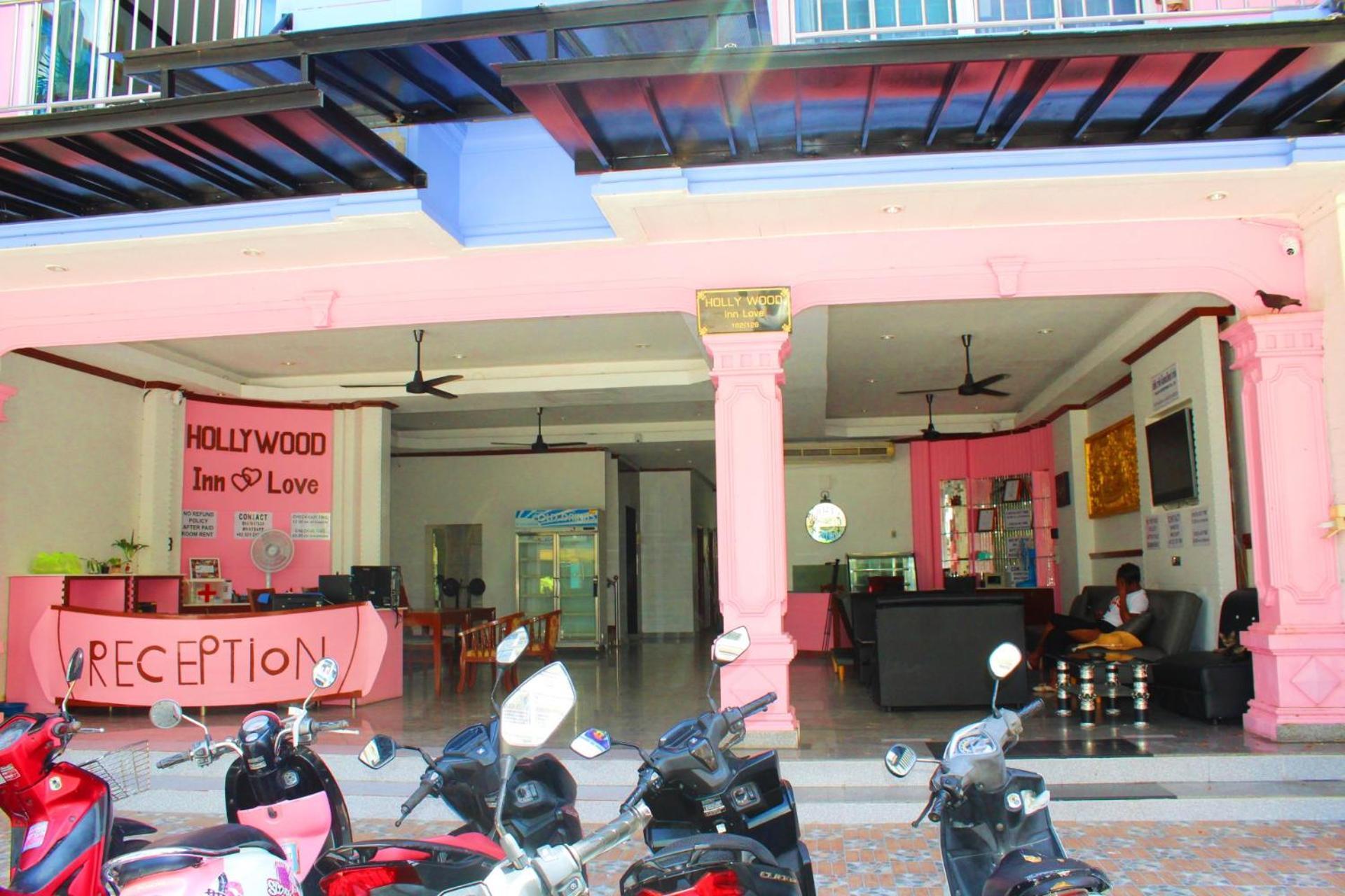 Hollywood Inn Hotel Patong Buitenkant foto